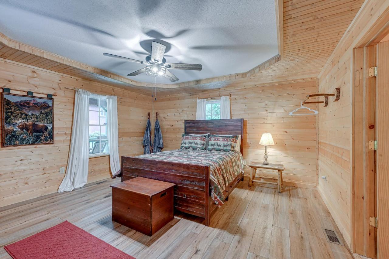 Smoky Mountain Cabin With Camping Area And Fire Pit! Whittier ภายนอก รูปภาพ